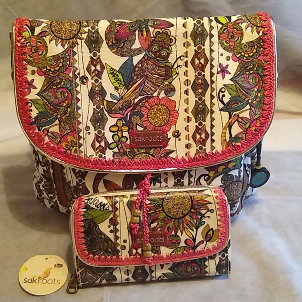 Convertible backpack wallet bundle